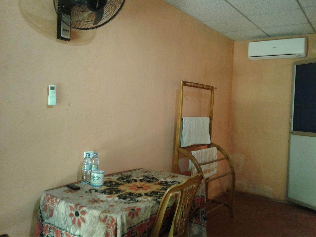 Bluesky Guest House Дамбулла Екстер'єр фото